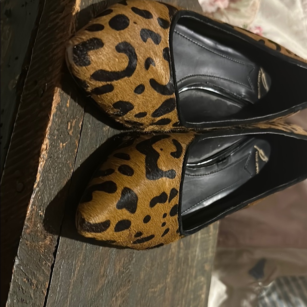 Brian Atwood Leopard Print Pointed-Toe Pumps in Tan and Black - Picture 12 of 12